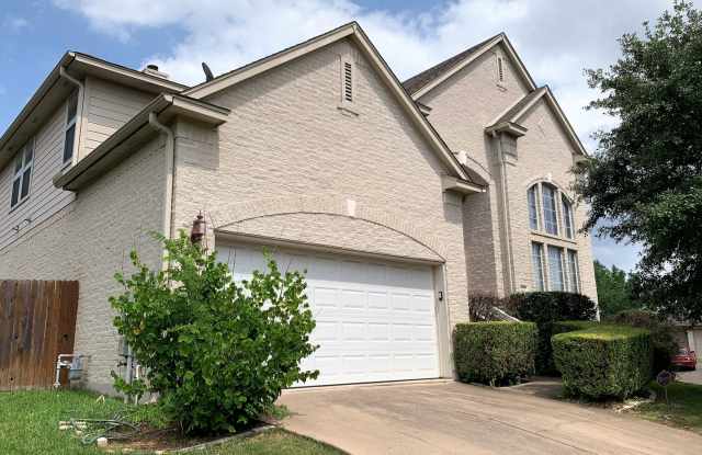 Photo of Two story home on large lot in the Ridge at Scofield Farms