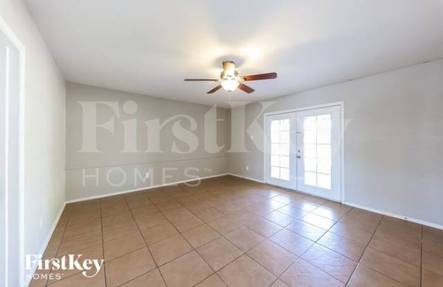 5702 North 19th Drive