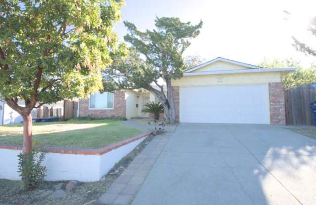 3799 Crestview Drive