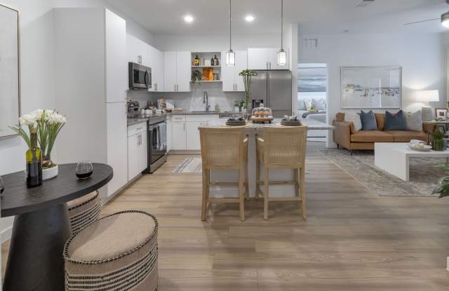 The Retreat at Sunset Walk