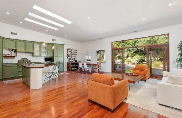 937 Camino Viejo Road