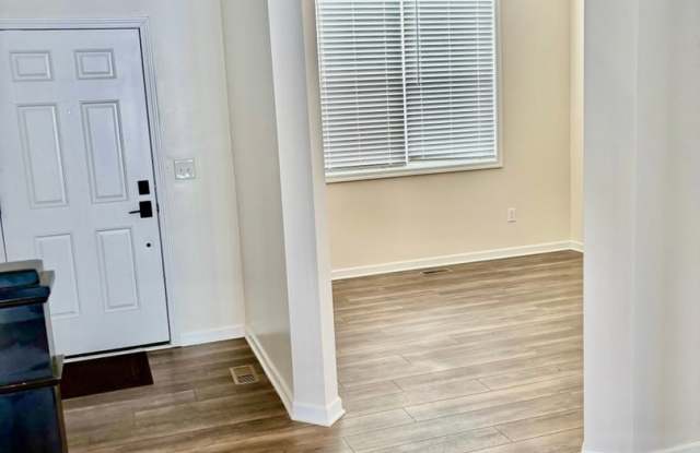 Spacious 4BR House in Johnstown