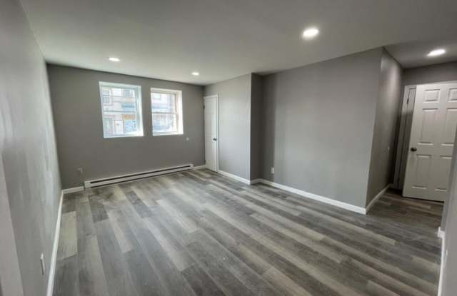 122 Central Ave