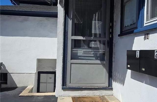 214 W Main Street unit: 1