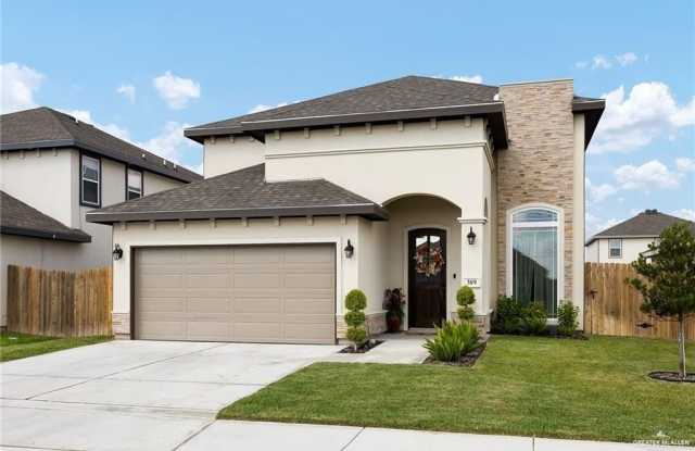 Photo of 309 Central Park Street