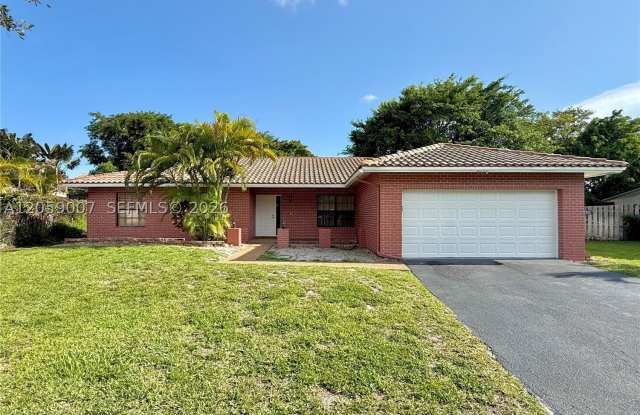 9788 NW 3rd Mnr