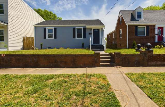 Beautiful, Newly Renovated 2 Bedroom Home in Church Hill Available NOW! photos photos