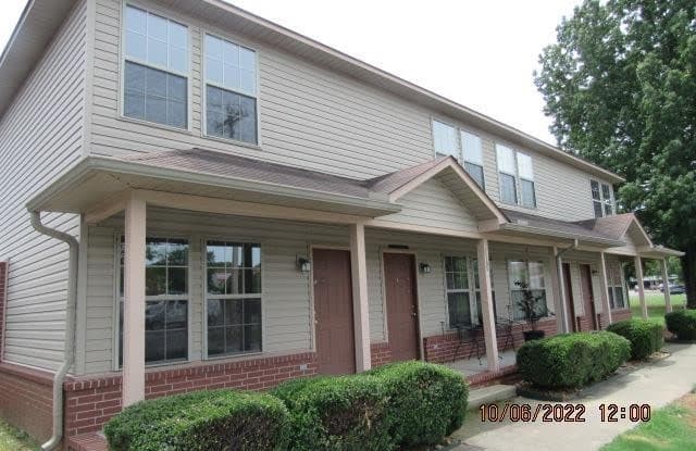 1165 Mill Street, Apt. 3 - 1165 Mill St, Conway, AR 72032