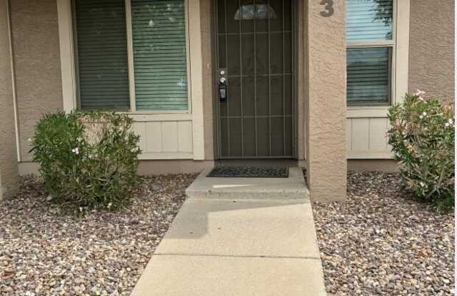 Photo of 157 W INGLEWOOD Street unit: 3