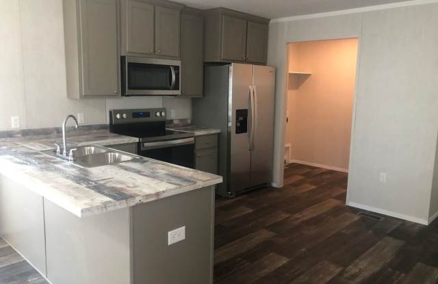 BRAND NEW-3 Bedroom / 2 Bath