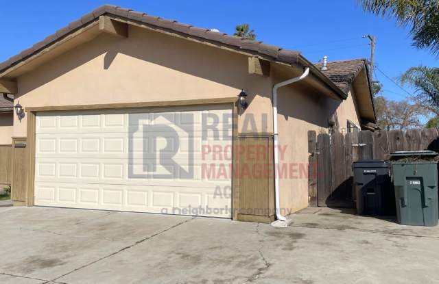 Nice Family Home Near Schools, Transportation and Shopping - 1375 Mitchell Lane, Manteca, CA 95336