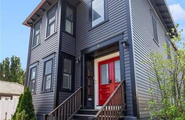 8 Cross Street