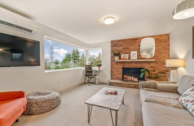 Photo of Fully Furnished, 2 Bedroom Rental - Great Location!