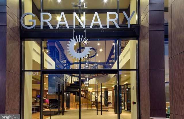 Photo of 1901-39 CALLOWHILL Street unit: 613