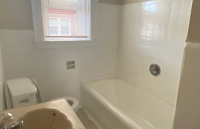 Photo of 123 Pendleton St Apt A22