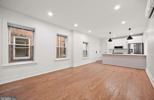 835-837 N TATNALL STREET