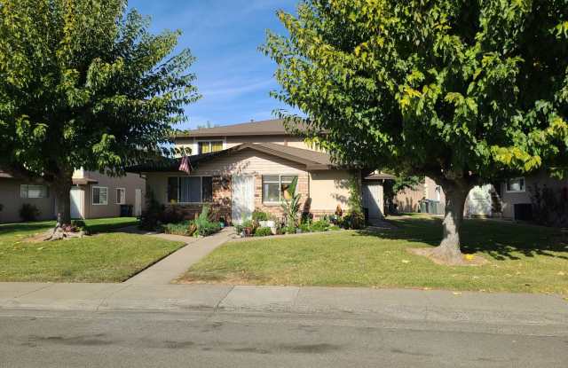 UPDATED RENTAL IN SACRAMENTO!