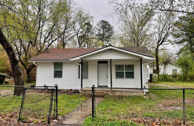 115 Pike Ave - 115 Pike Avenue, Jacksonville, AR 72076