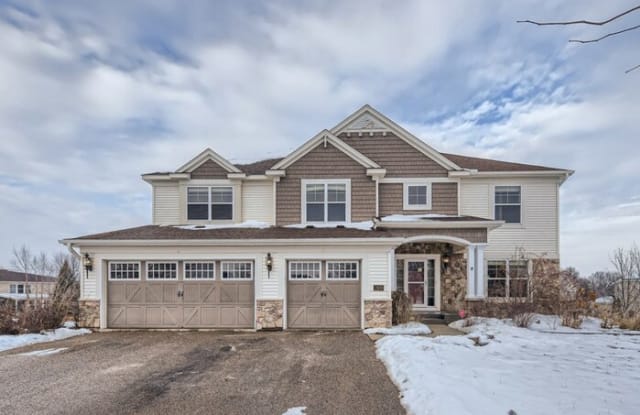 2109 Rockridge Circle - 2109 Rockridge Circle, Shakopee, MN 55379