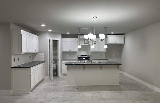 505  N Collins  AVE Unit #A