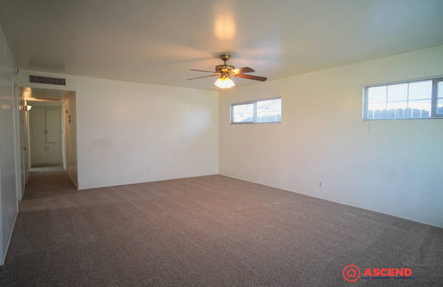 Cute Home Near Valley Plaza Mall!