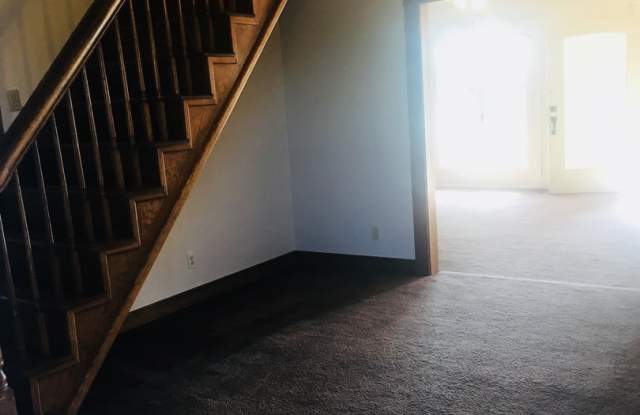 Photo of 2-Story Country home!