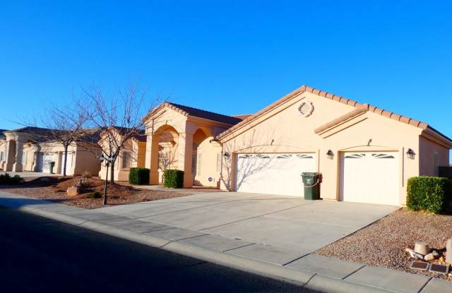 2101 Buena Vista Dr. - 2101 Buena Vista Drive, Kingman, AZ 86401