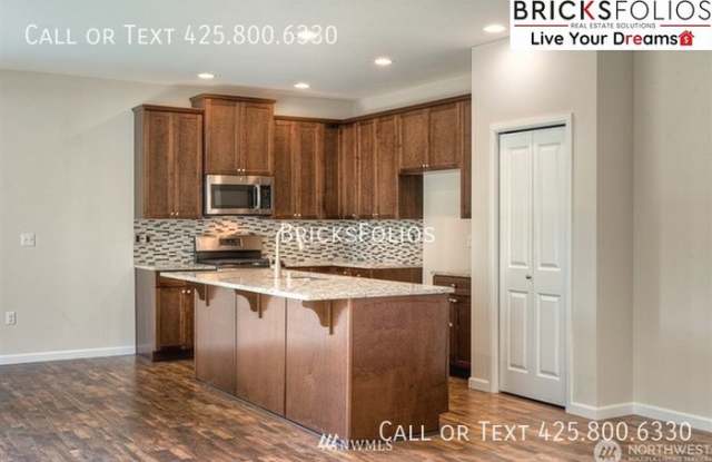 8105 174th Street Court East