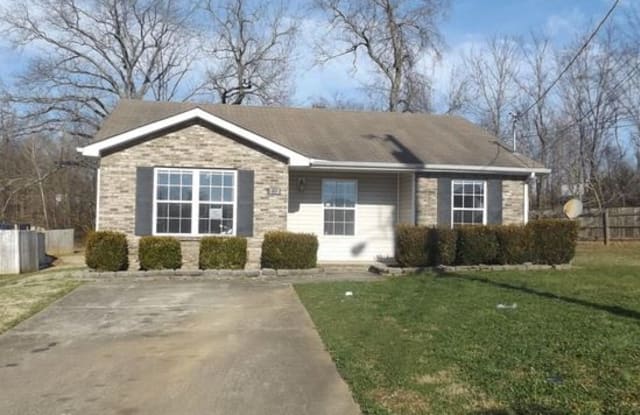 222 Lady Alice Ct - 222 Lady Alice Court, Clarksville, TN 37042