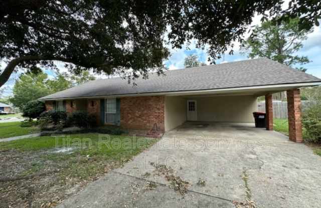 413 Woodvale