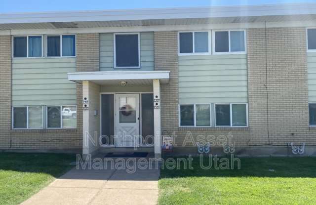 2323 Chatteau Dr