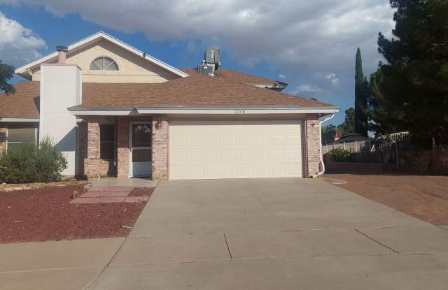 3 bedroom 2.5 bathroom home