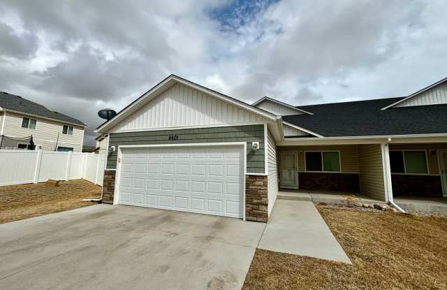 Beautiful 3 Story Finished Basement Townhome Available For Rent In Cheyenne! - 6601 Kicking Horse Court, Cheyenne, WY 82001