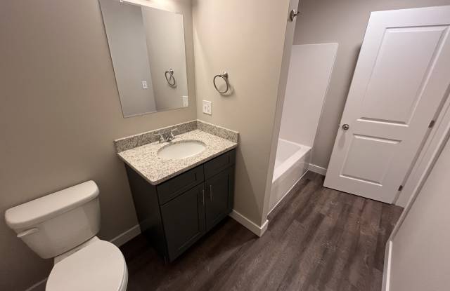 6 Stockyard Drive - 6-301