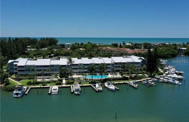 615 DREAM ISLAND ROAD
