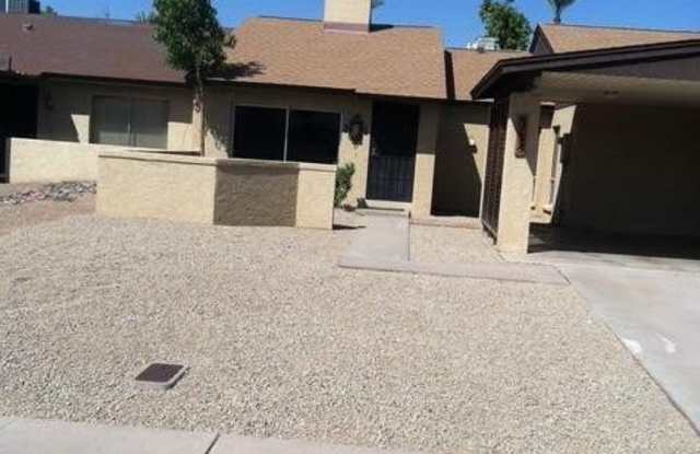 5138 W VOGEL Avenue