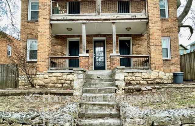 1108 w 41st Terr