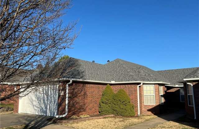 Photo of 235 Ravenwood  BLVD