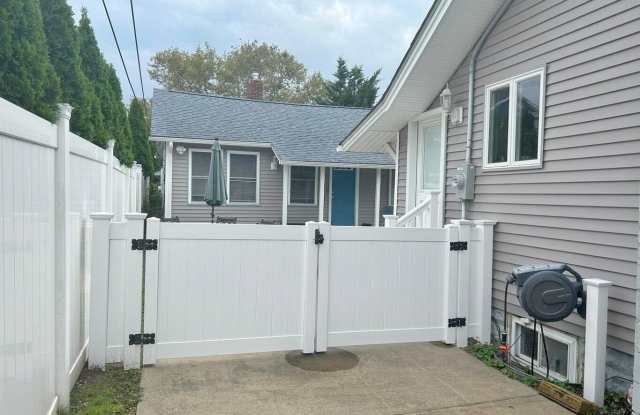 511 14th Avenue unit: Rear