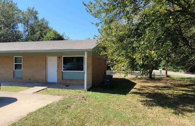 1118 S Bailey Street - 1118 South 1st Street, Jacksonville, AR 72076