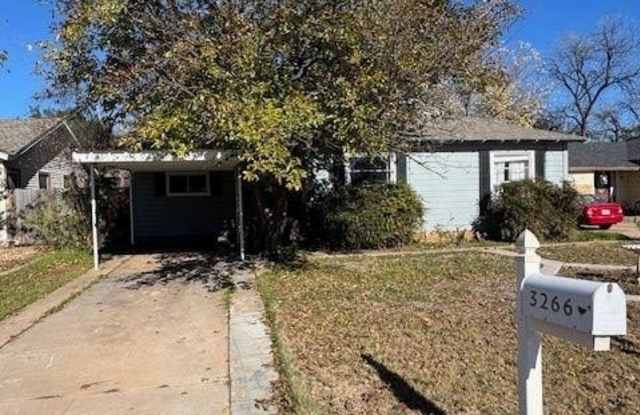 Photo of 3266 College Street