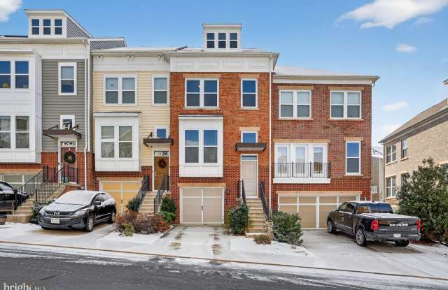 Photo of 42671 REDEEMER Terrace