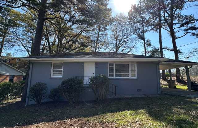 2762 Whites Mill Dr