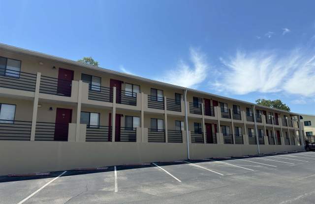 403 Hayden Road unit: 221