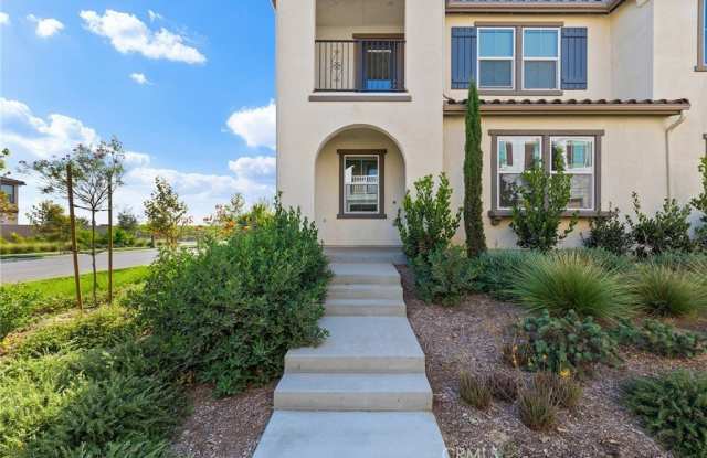 3906 E Coronado Privado