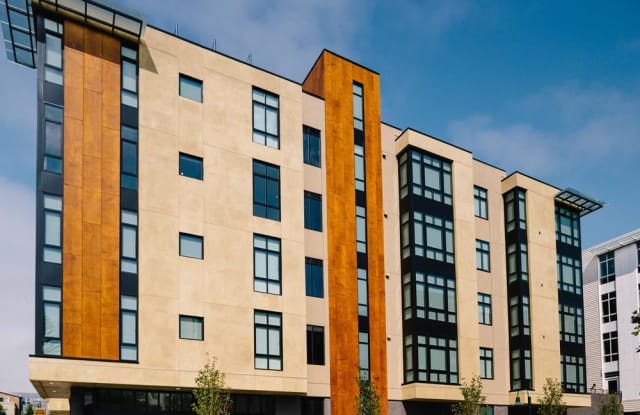 Photo of Aquatic Fourth Street