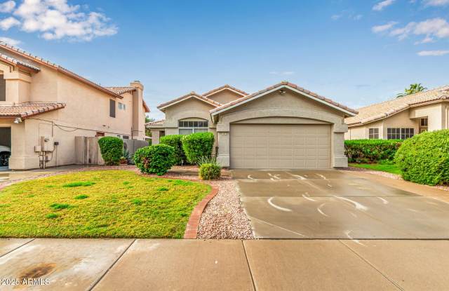 Photo of 1132 N HUDSON Place