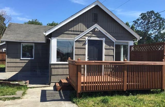 15217 Fern St SW - 15217 Fern Street Southwest, Lakewood, WA 98498