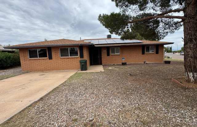 Very Nice 3-Bedroom, 2-Bath Home with Bonus Room & Solar Panels