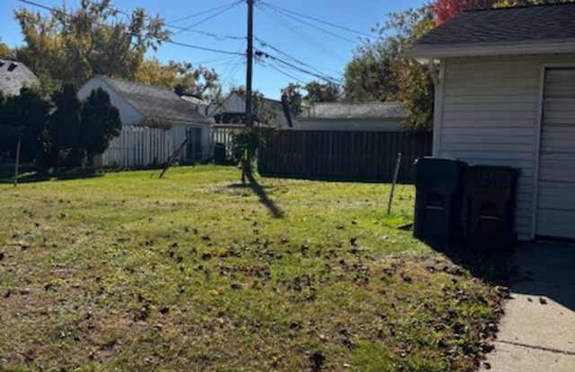 3 BED, 1.5 BATH IN DOWNTOWN PLYMOUTH